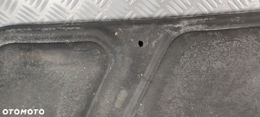 mata podbitka wygłuszenie izolacja akustyczna maski HYUNDAI TUCSON I 1 04- - 6