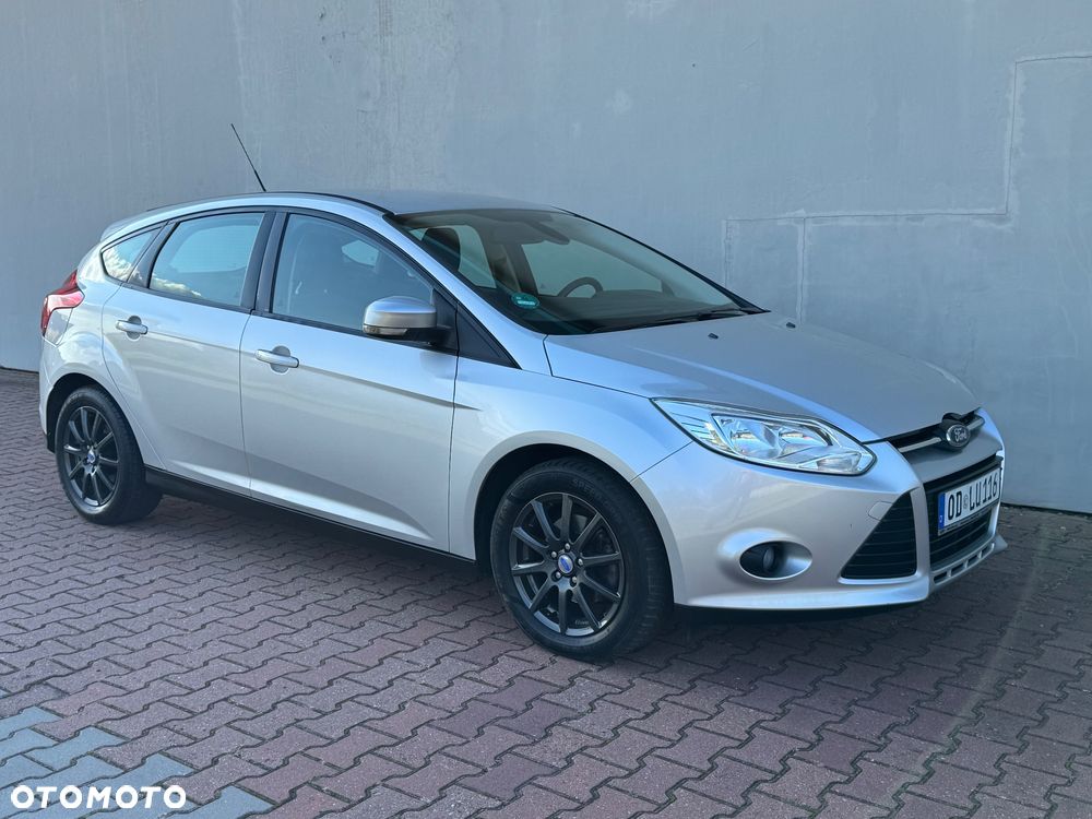 Ford Focus 1.6 Trend - 9