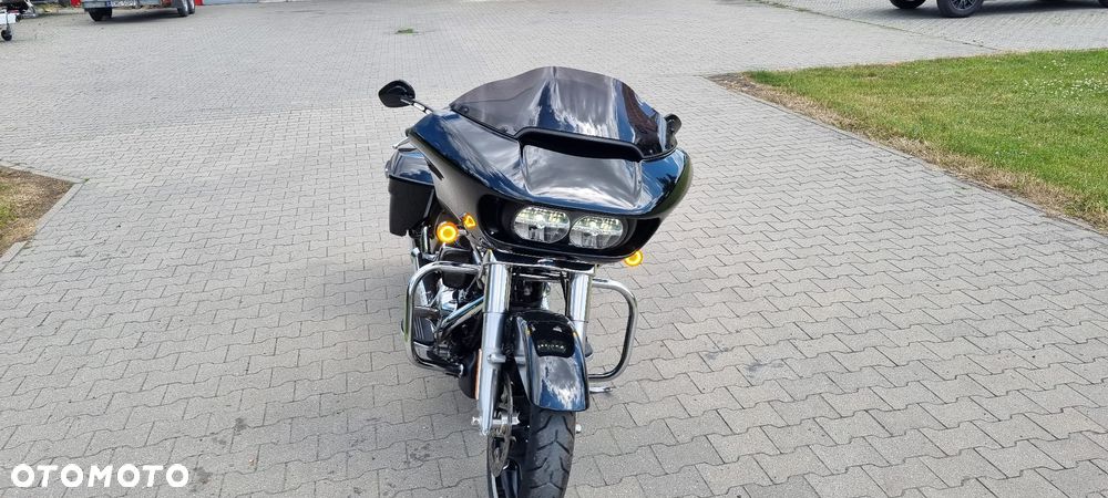 Harley-Davidson Touring Road Glide - 3