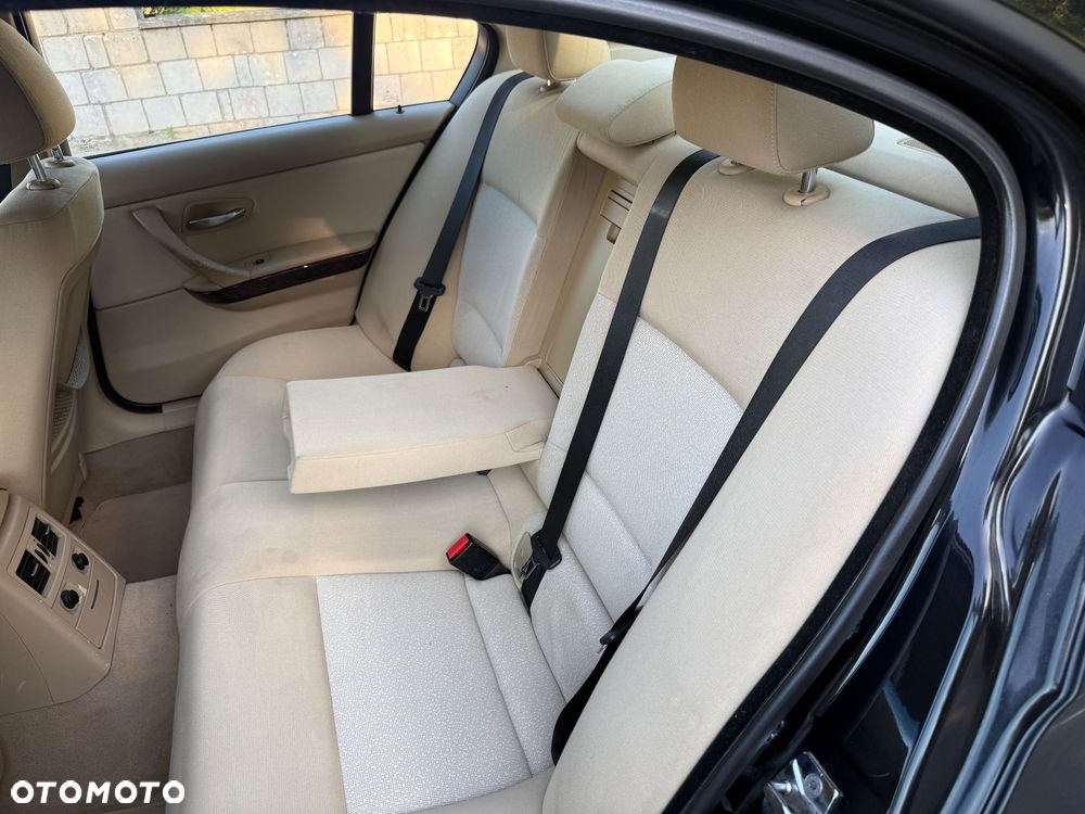 BMW Seria 3 - 17