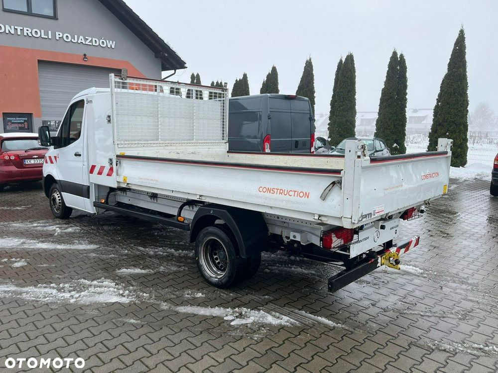 Mercedes-Benz Sprinter - 3