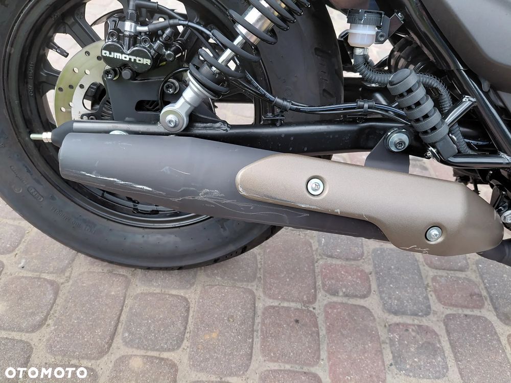 QJMOTOR SRV 125 - 11