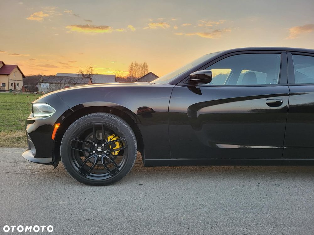 Dodge Charger - 10
