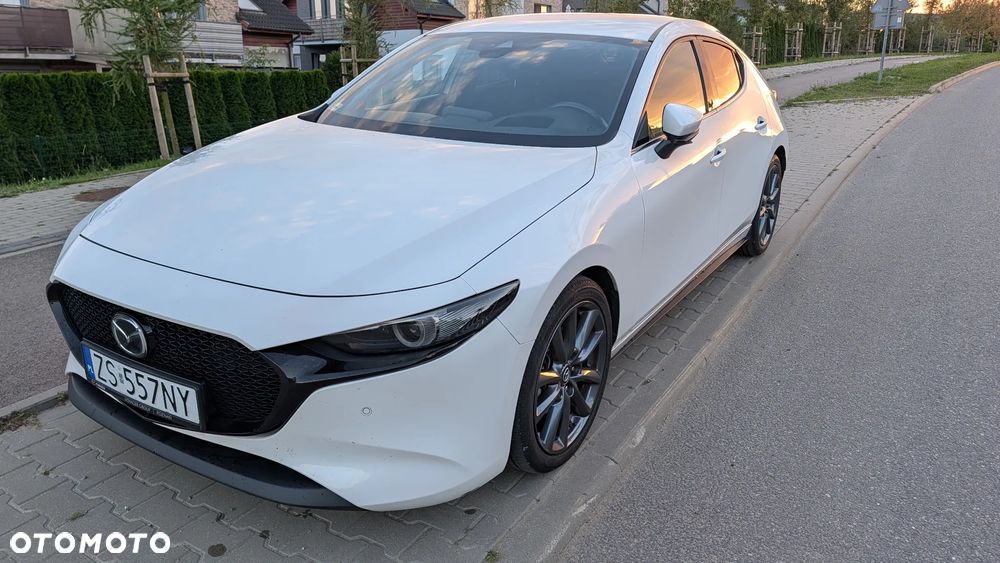Mazda 3 2020 photo 2