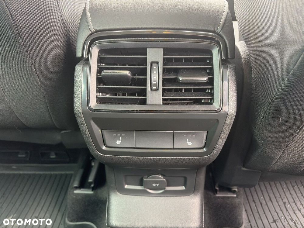 Skoda Karoq 1.5 TSI ACT Edition 130 DSG - 27