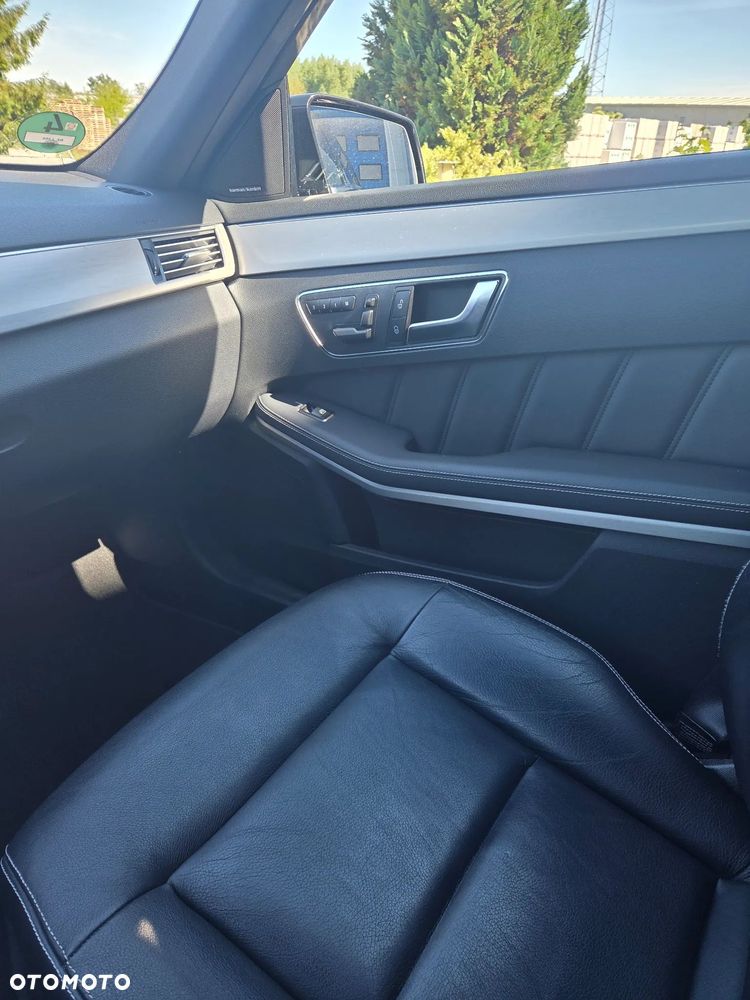 Mercedes-Benz Klasa E 250 BlueEFFICIENCY 7G-TRONIC Avantgarde - 12