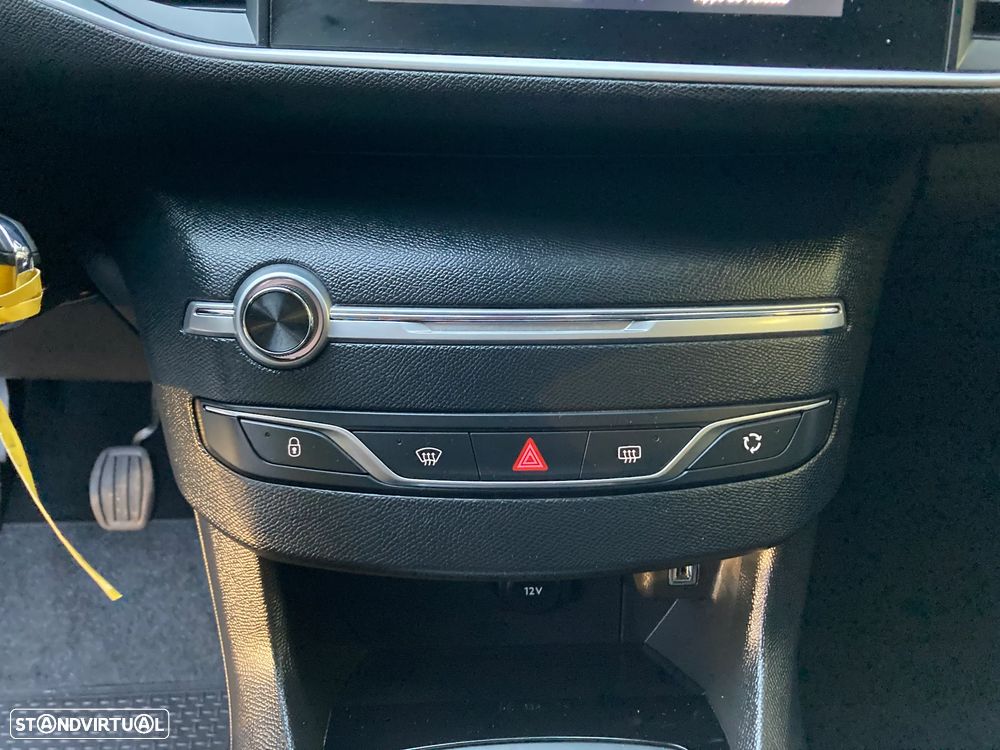 Peugeot 308 SW BlueHDi 130 Stop & Start Style - 24