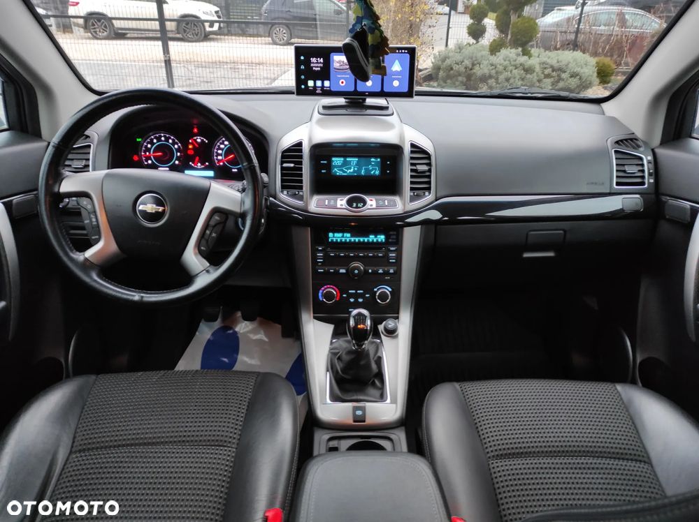Chevrolet Captiva 2.4 2WD Travel Edition - 26