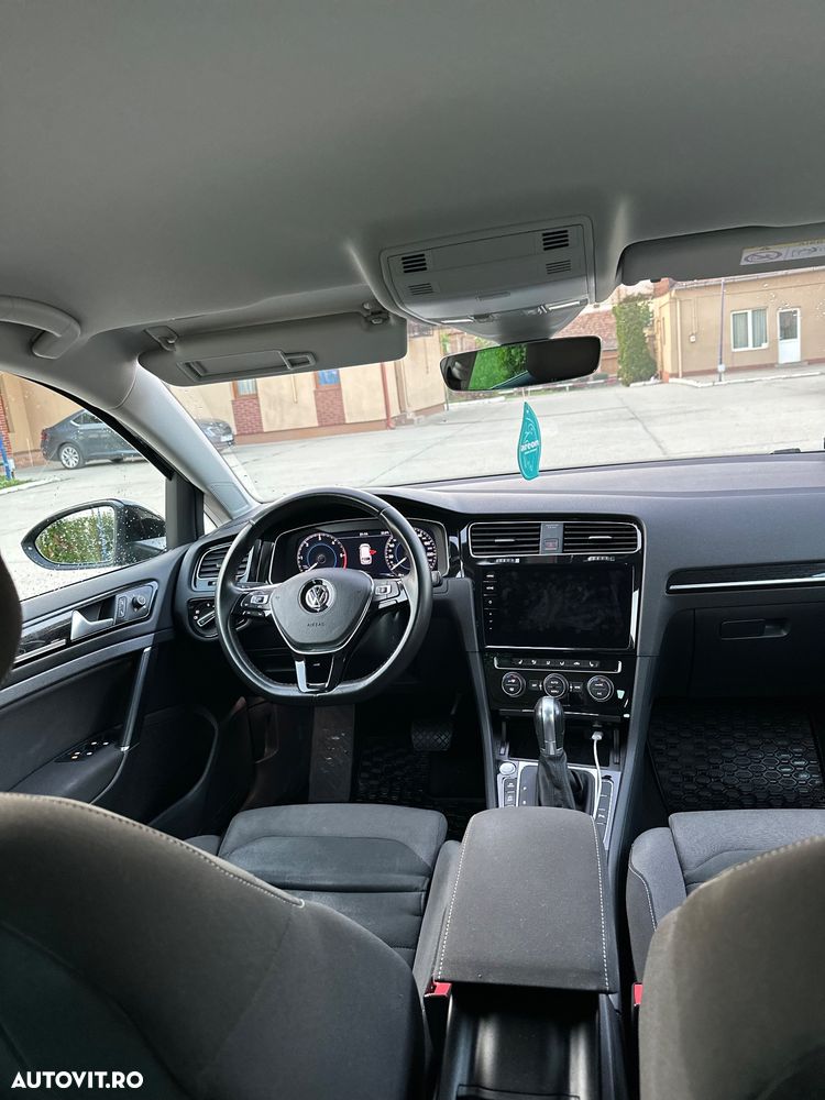 Volkswagen Golf - 7