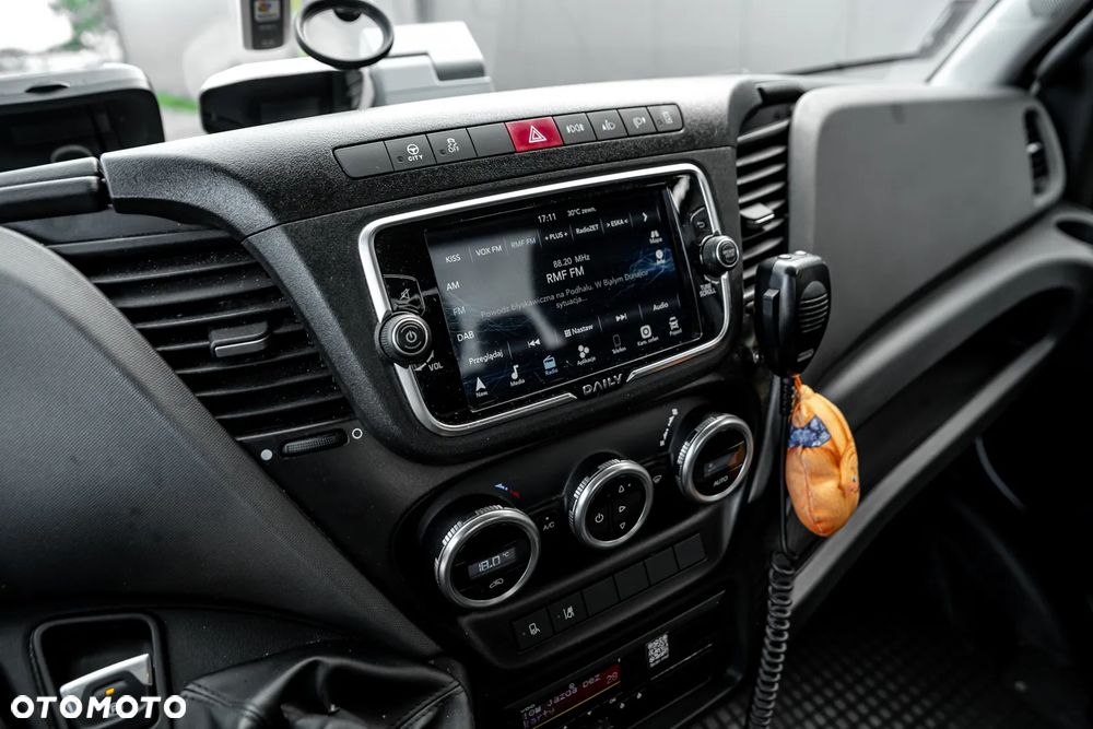 Iveco 70C18/DG DIGICROSS - 23