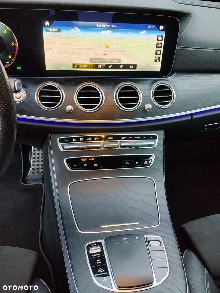 Mercedes-Benz Klasa E 220 d 4-Matic AMG - 17