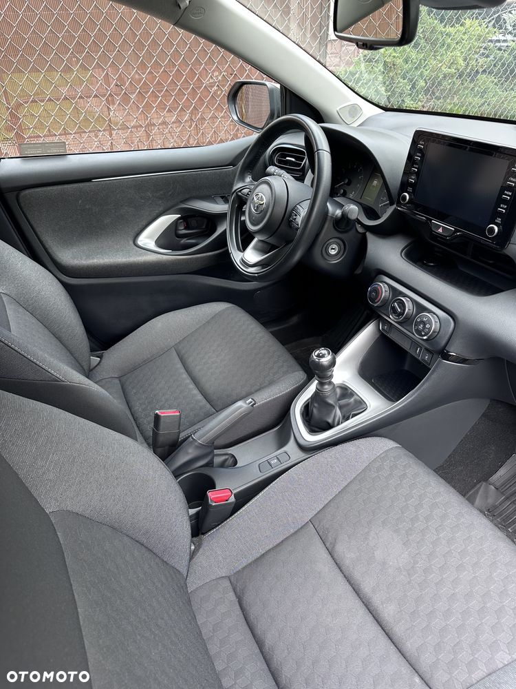 Toyota Yaris 1.5 Comfort - 13
