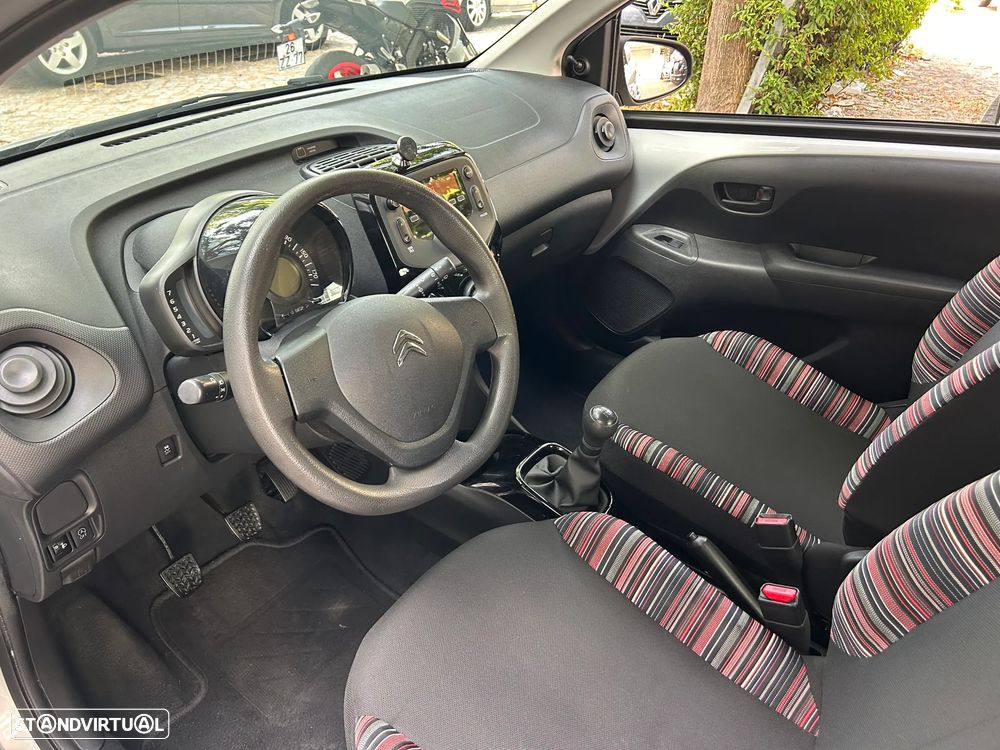 Citroën C1 1.0 VTi Feel S&S - 11