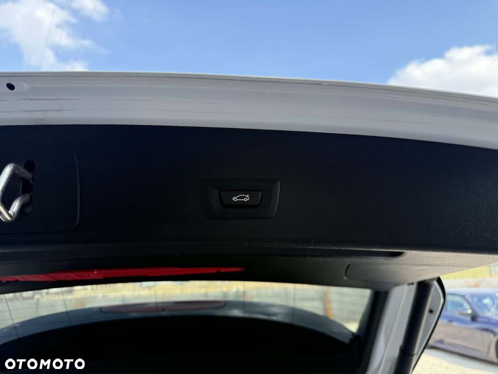 BMW X1 xDrive18d M Sport - 17