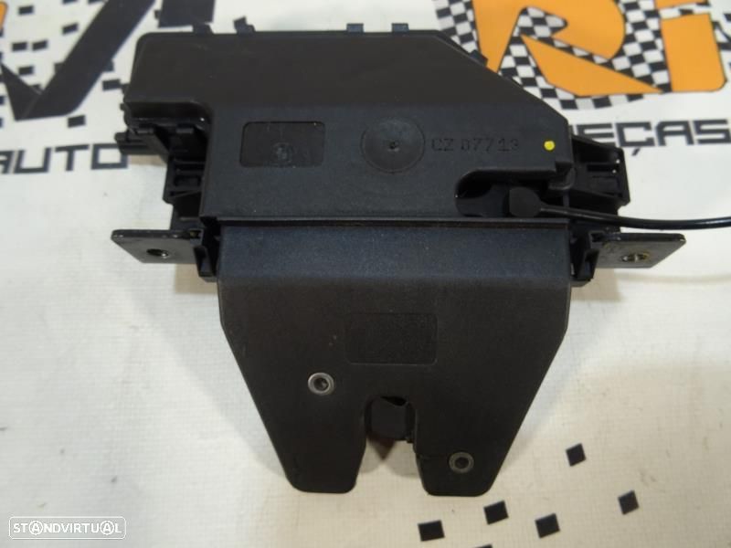 Fecho Da Mala Bmw 3 (E90)  51247840617 / 7840617 / 7 840 617 - 2