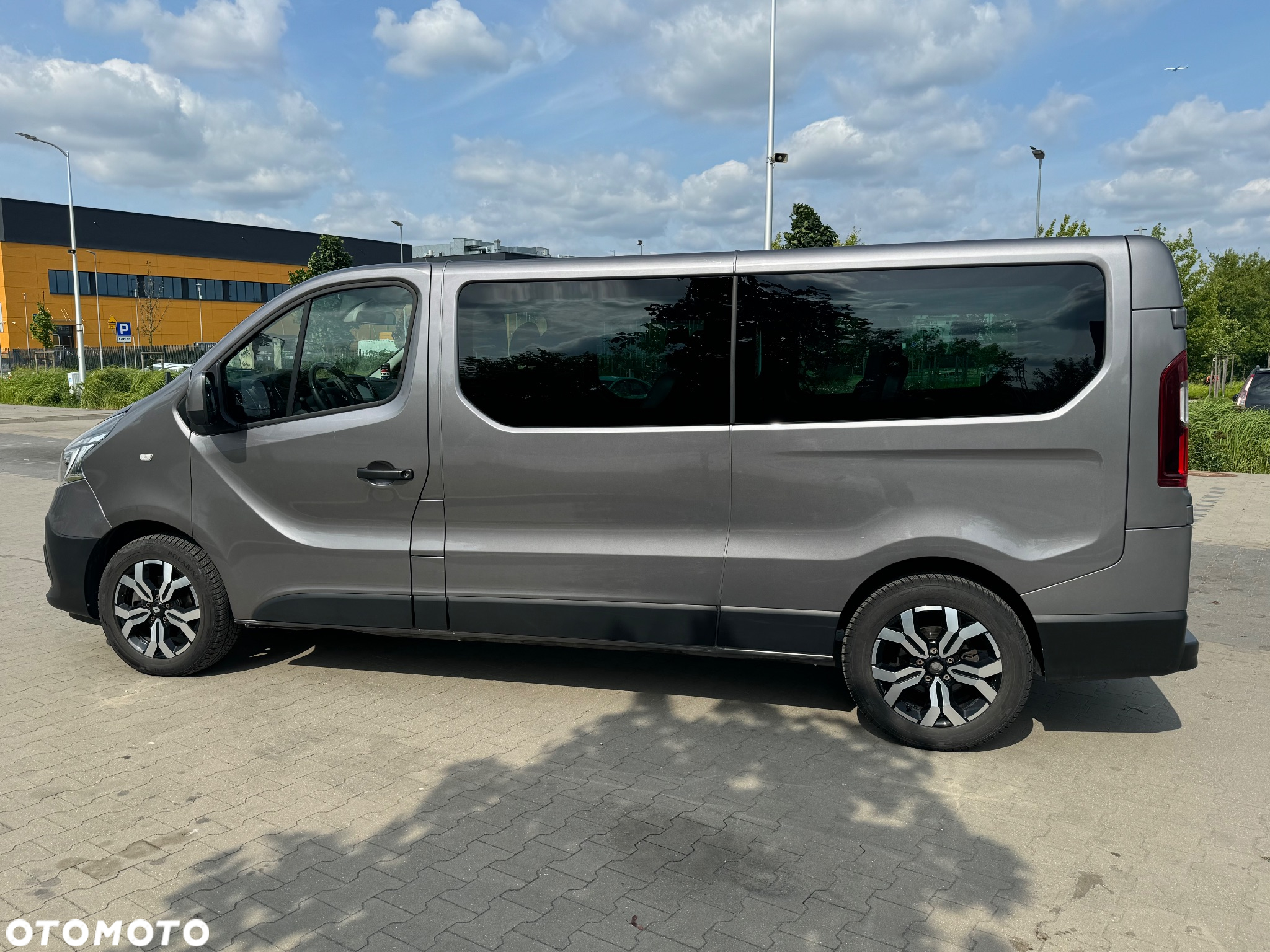 Renault Trafic Kombi 2.0 dCi L2 HD Pack Clim EDC - 12