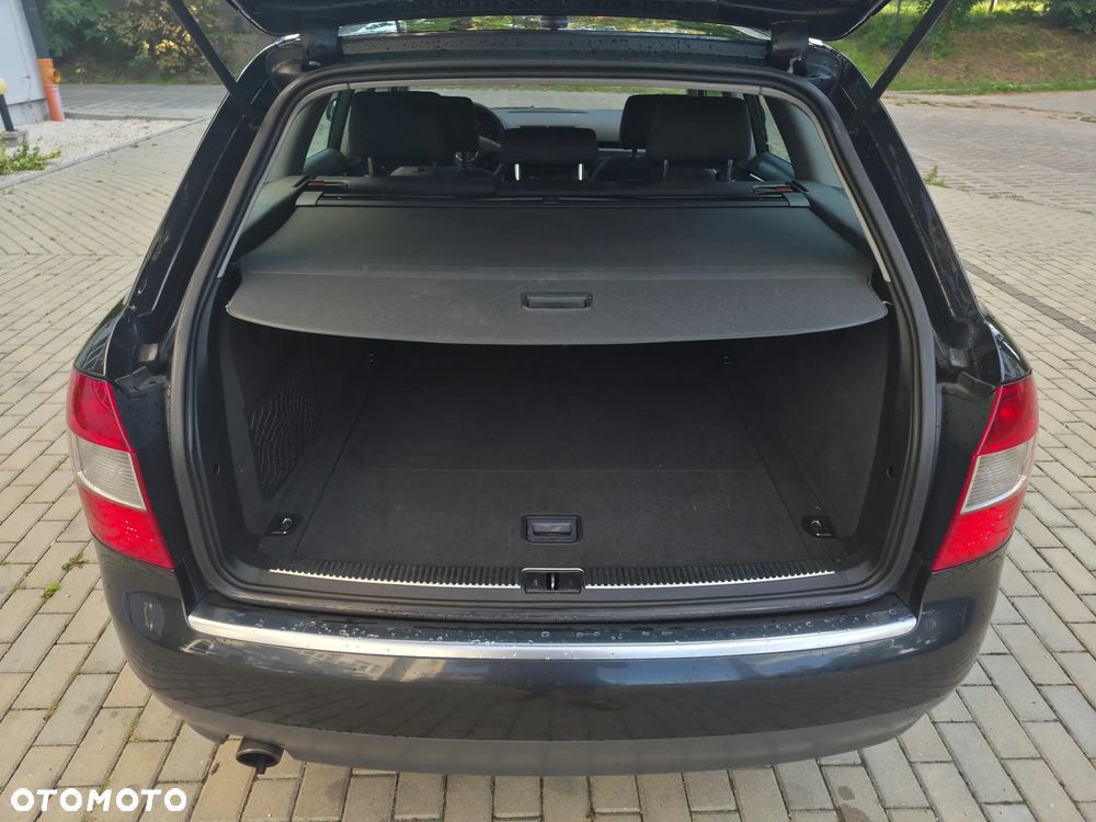 Audi A4 Avant - 13