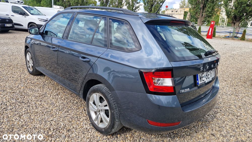 Skoda Fabia 1.0 TSI Ambition - 5