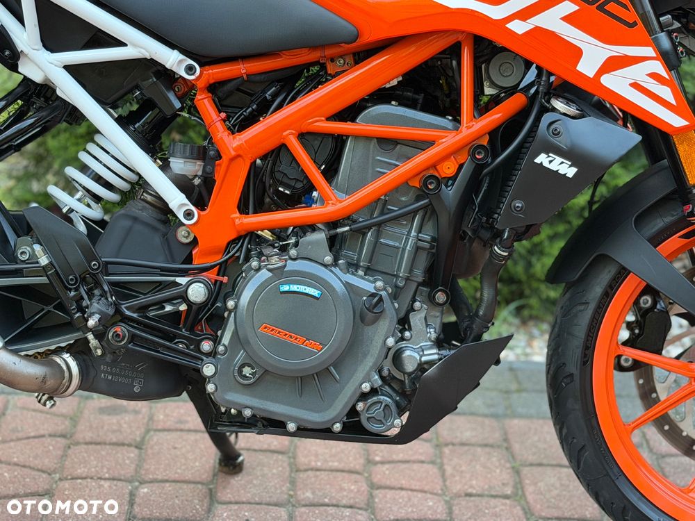 KTM Duke - 13