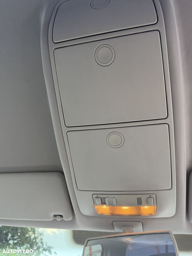 Volkswagen Touran 1.9TDI Trendline - 32