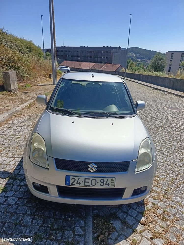 Suzuki Swift 1.3 DDiS GLX - 17