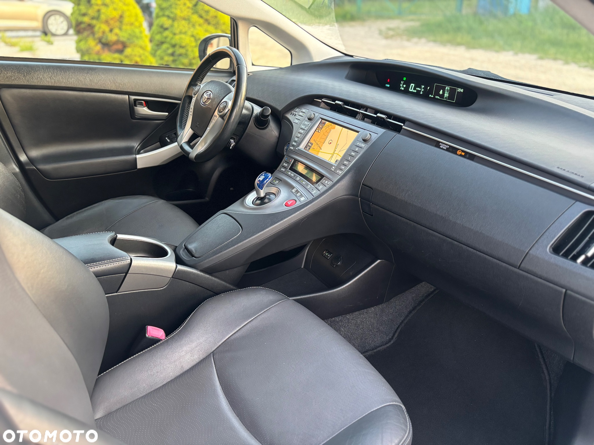 Toyota Prius 1.8 HSD Prestige - 35