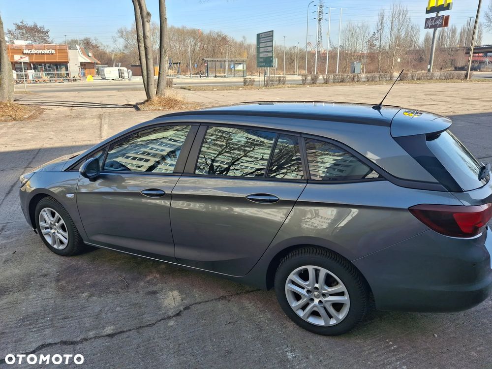 Opel Astra 1.4 T Enjoy - 1