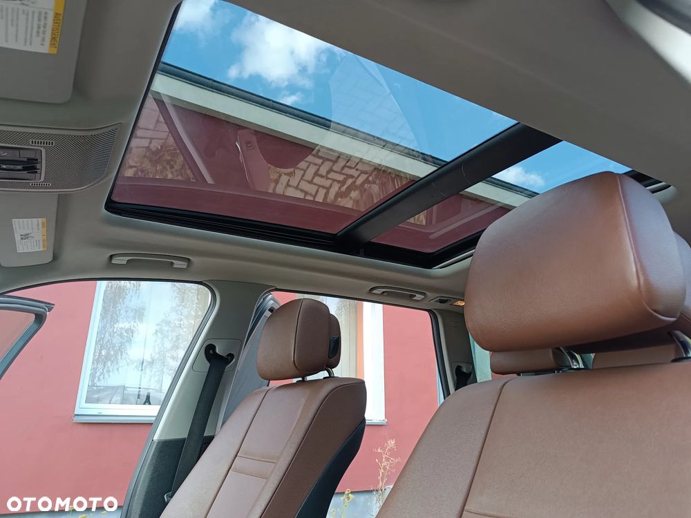BMW X5 xDrive35i Edition Exclusive - 28