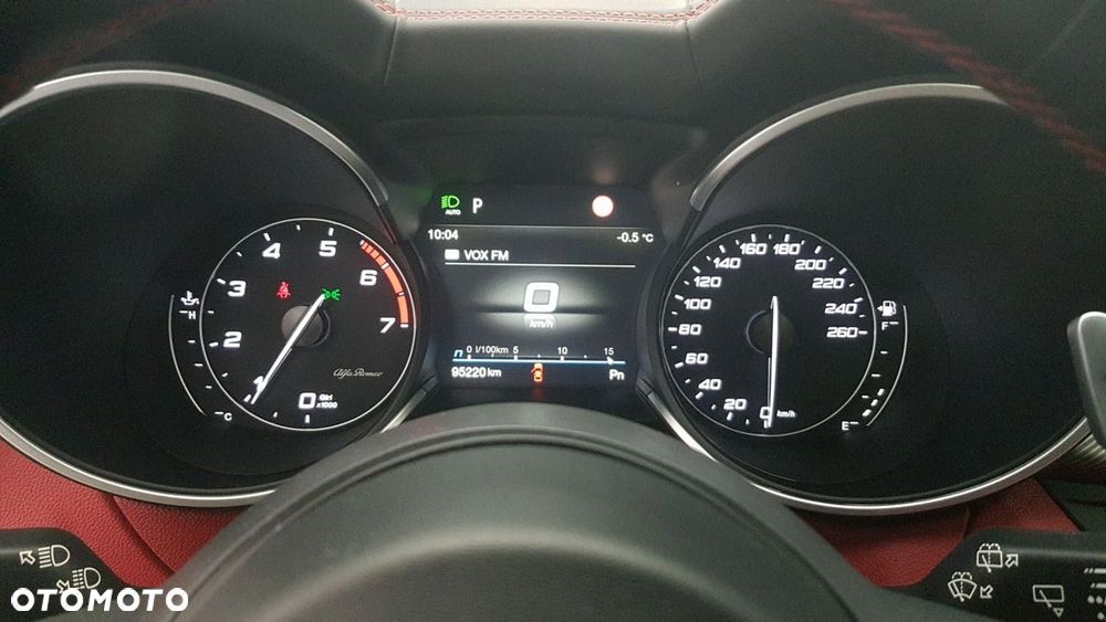 Alfa Romeo Stelvio - 22