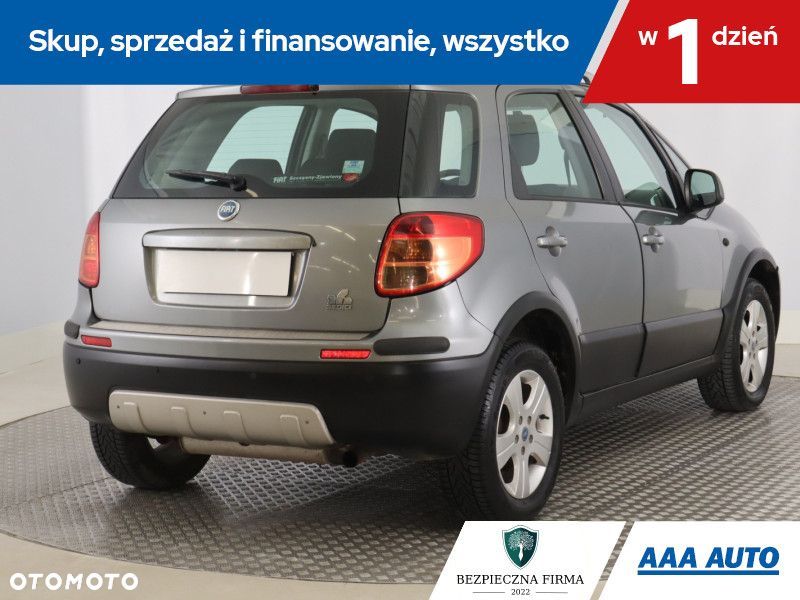 Fiat Sedici - 7