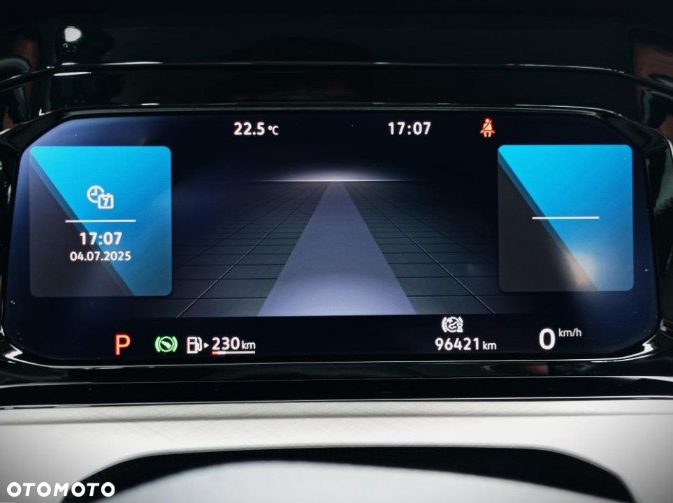 Volkswagen Golf - 25