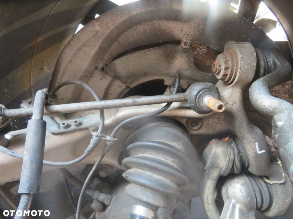 ZWROTNICA PIASTA X6 I E71 4.0 D xDRIVE LEWY PRAWY PRZÓD 31216773783 31216773784 BMW 2007-2011 - 2