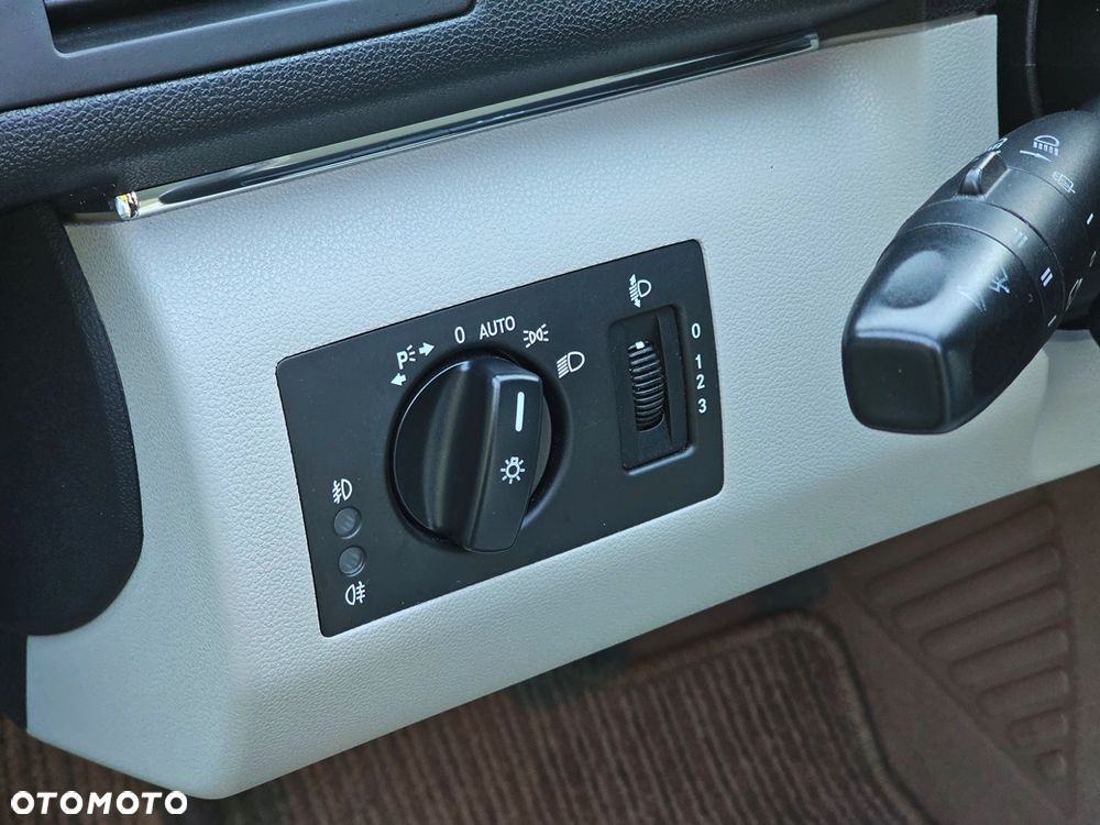 Mercedes-Benz Klasa B 200 Special Edition - 32