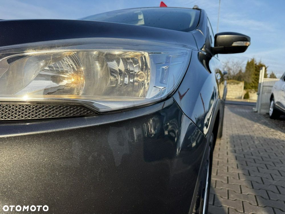 Ford Kuga 2.0 TDCi 4x2 Titanium - 8