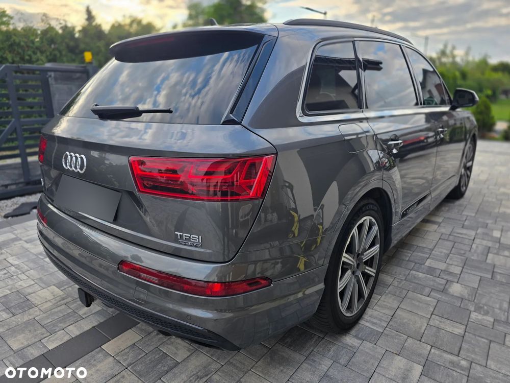 Audi Q7 - 6