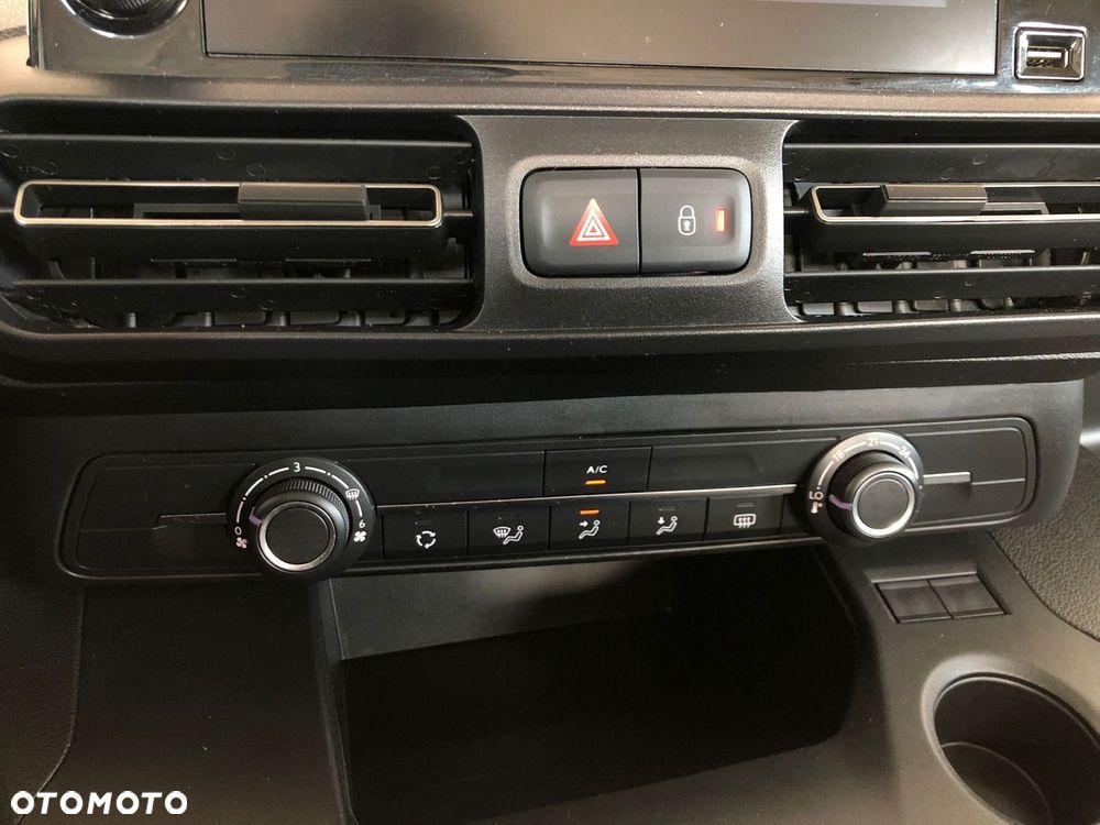 Toyota Proace City Verso 1.5 D-4D Business - 22