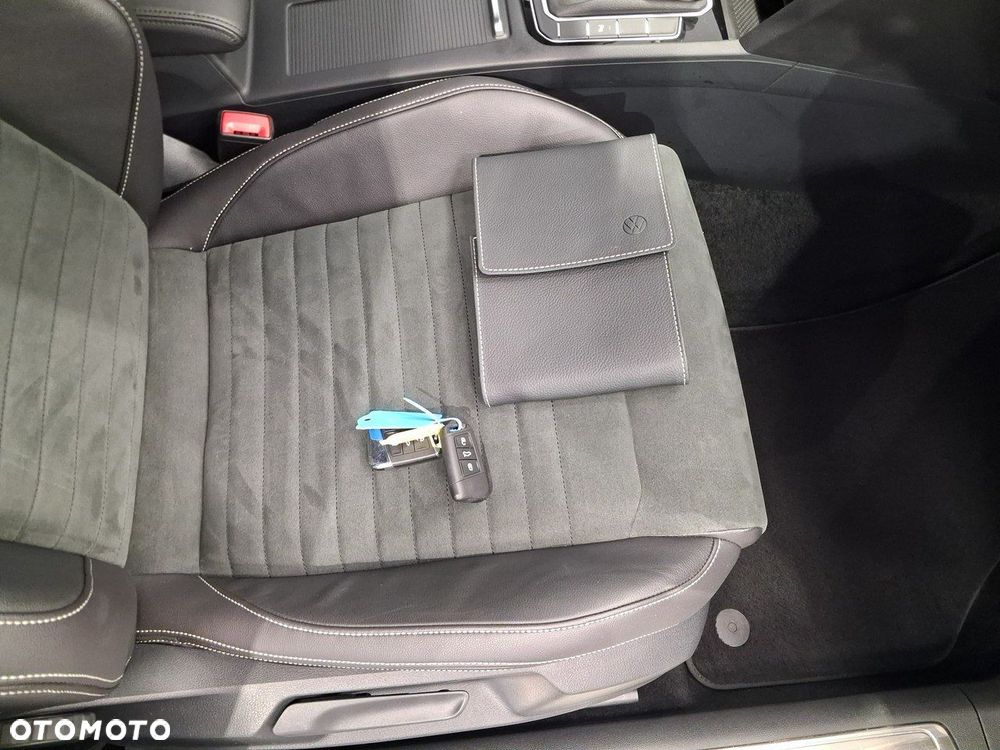 Volkswagen Passat Variant - 24