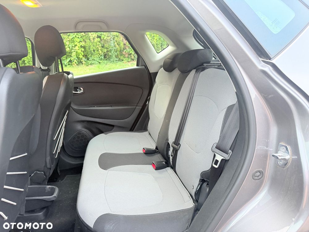 Renault Captur - 22