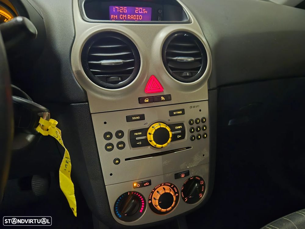 Opel Corsa 1.2 Enjoy - 12