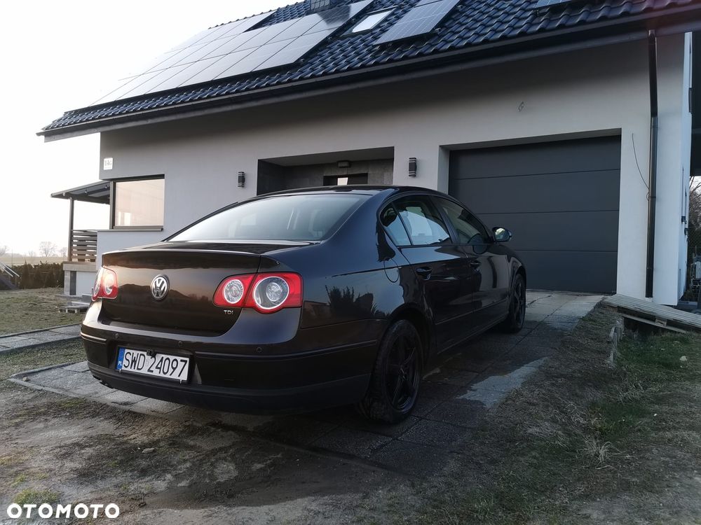 Volkswagen Passat 1.9 TDI Comfortline - 5