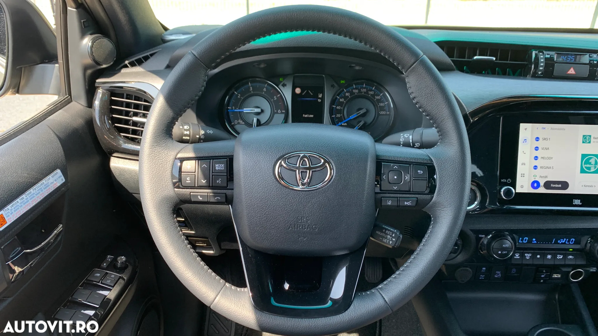 Toyota Hilux 2.8D 204CP 4x4 Double Cab AT MHEV Invincible Color Edition (3E5) - 16
