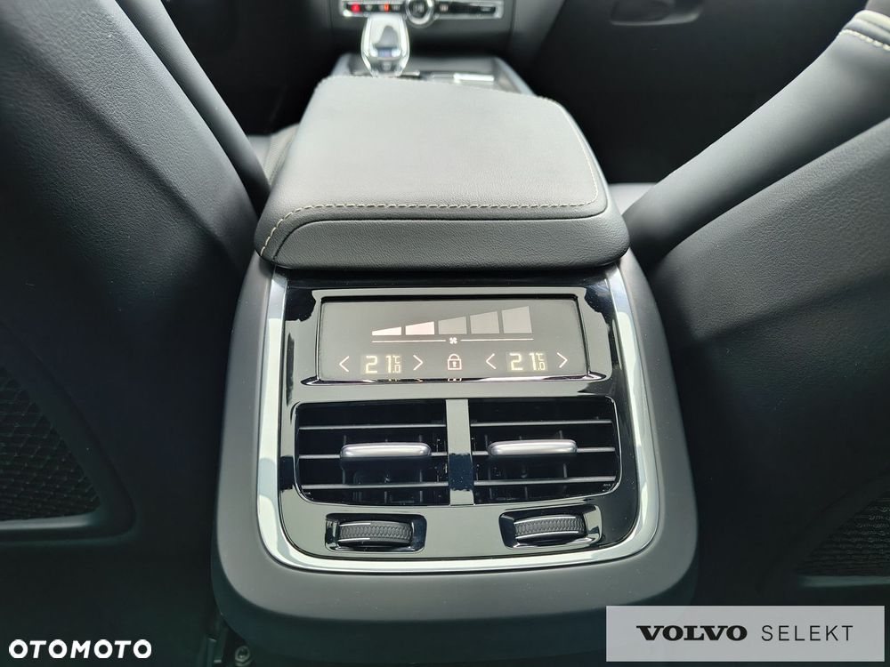 Volvo XC 60 - 21