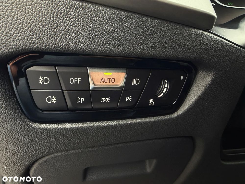 BMW Seria 3 320d Advantage - 33