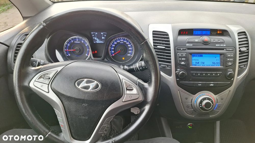 Hyundai ix20 1.4 blue Style - 11
