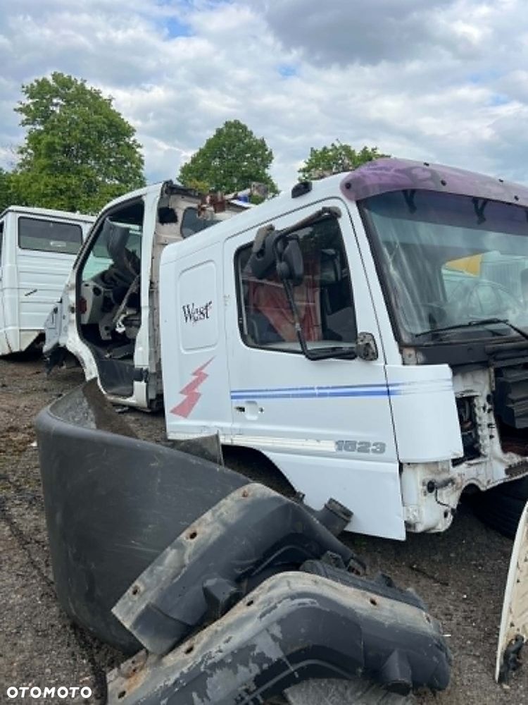 KABINA Mercedes Atego 1523 !! SYPIALNA !! EURO 3 - 14