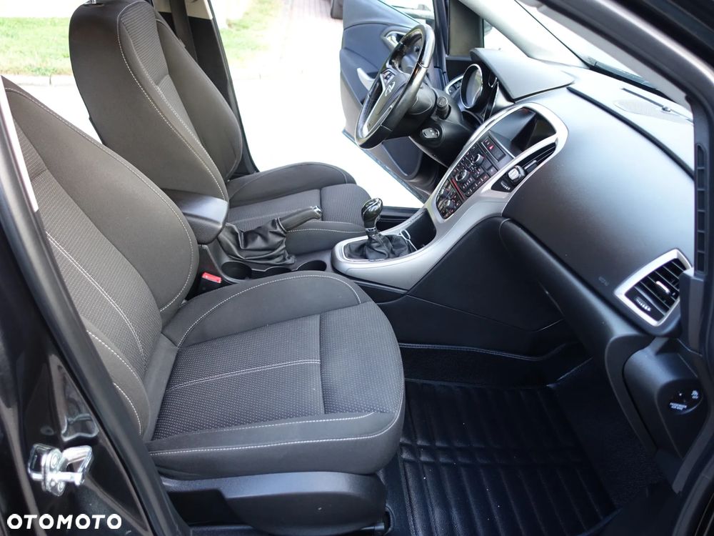 Opel Astra - 12