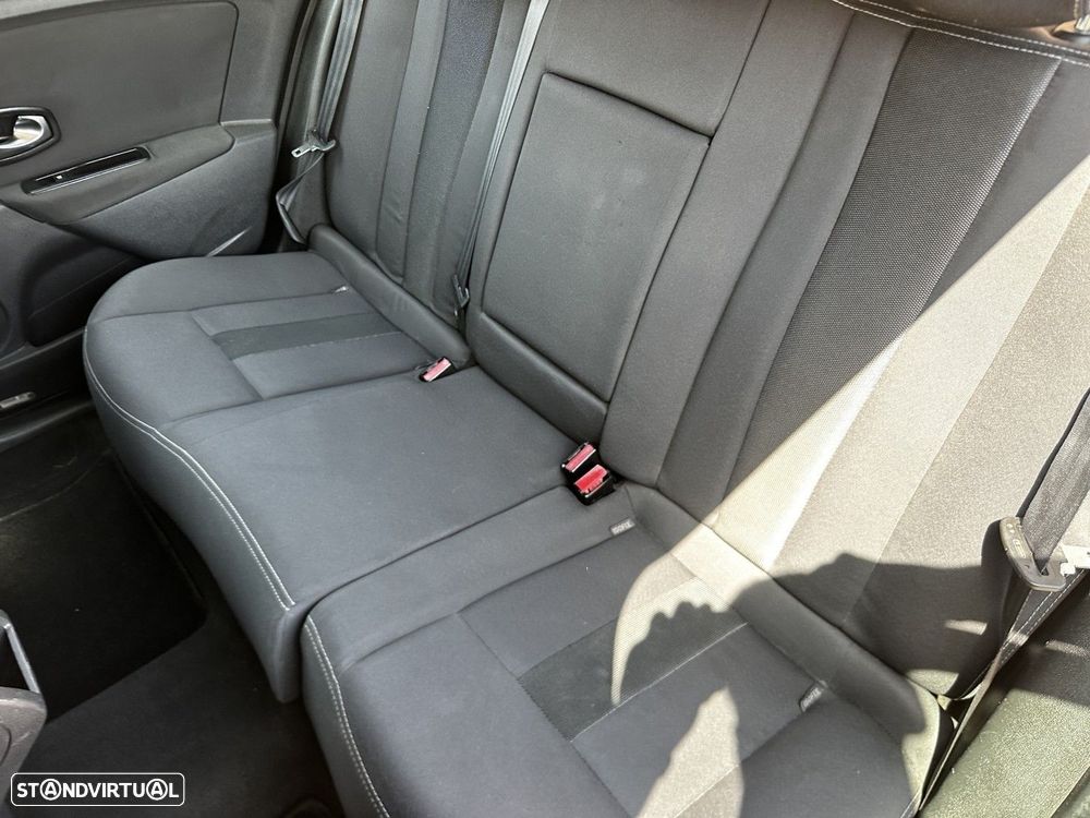 Renault Mégane Break 1.5 dCi Dynamique - 12