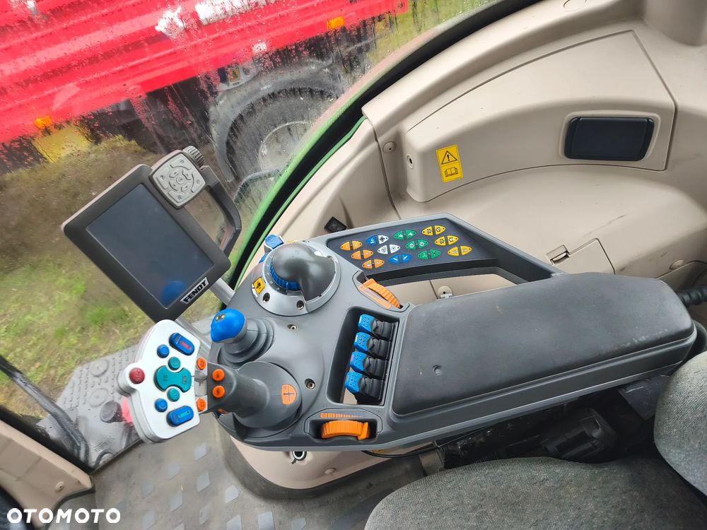 Fendt 828 Vario Profi - 11