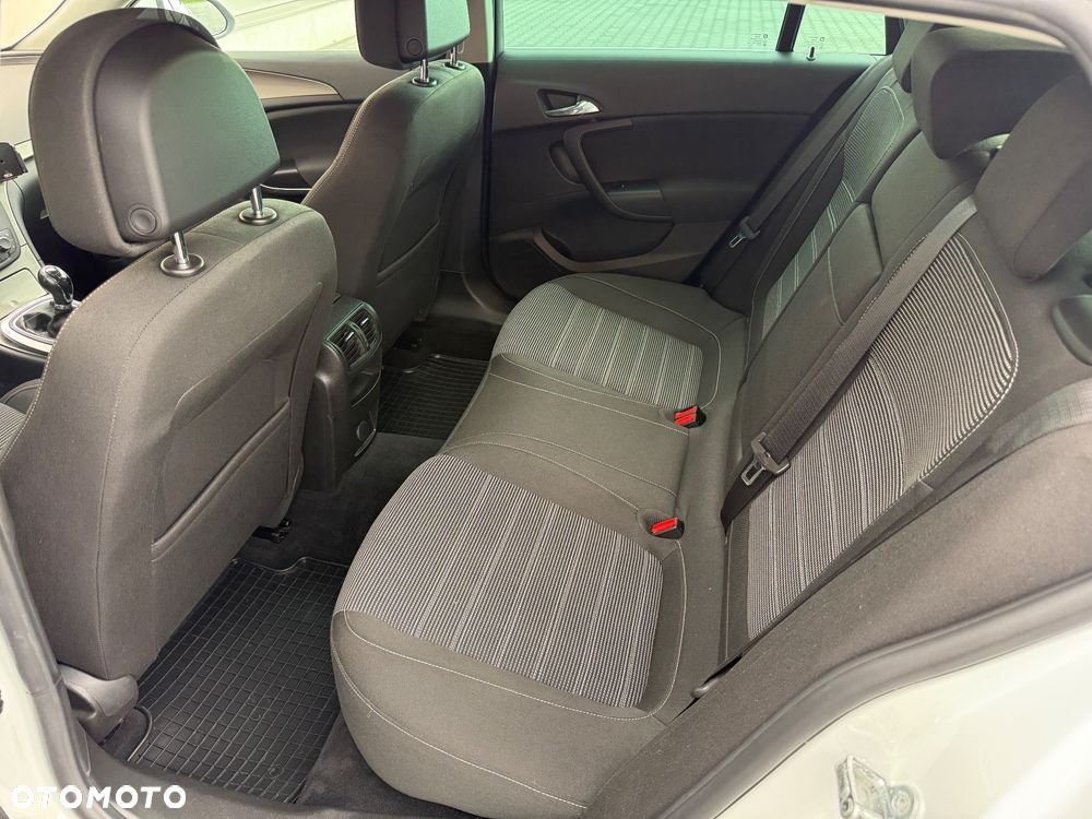 Opel Insignia 2.0 CDTI Sports Tourer Design Edition - 21