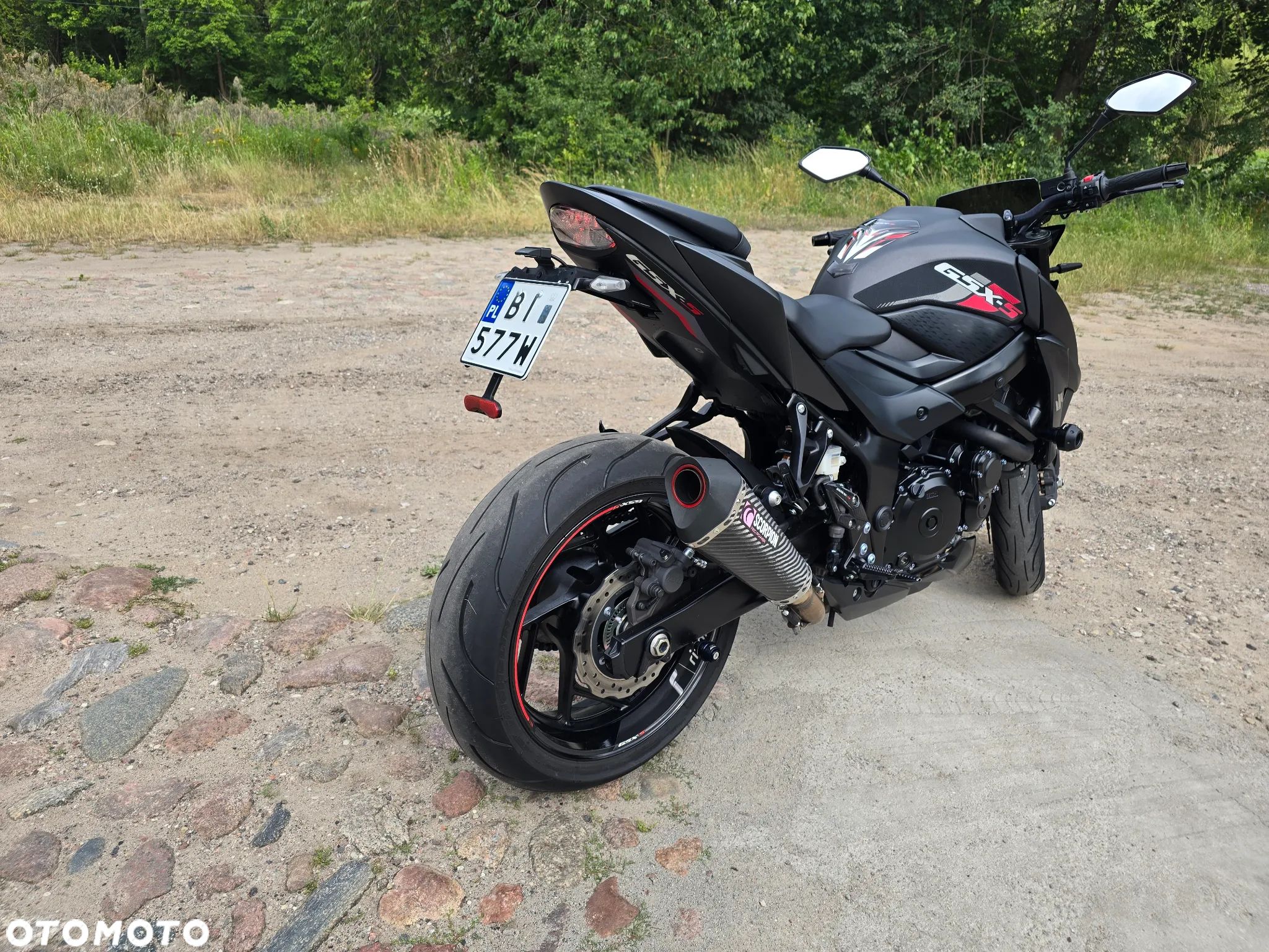 Suzuki GSX - 1